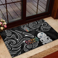 Kia Hara Te reo Maori Rubber Doormat Manaia Moko Pattern