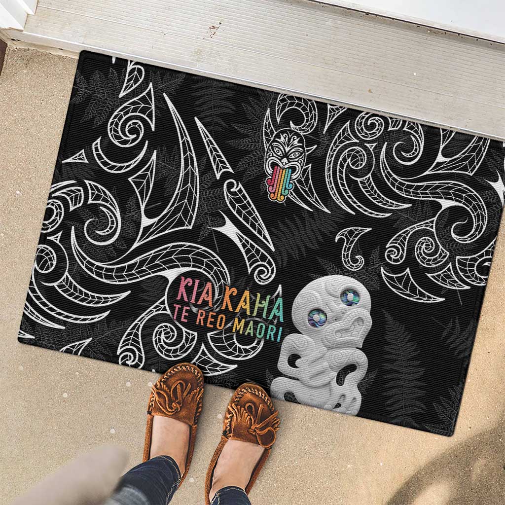Kia Hara Te reo Maori Rubber Doormat Manaia Moko Pattern