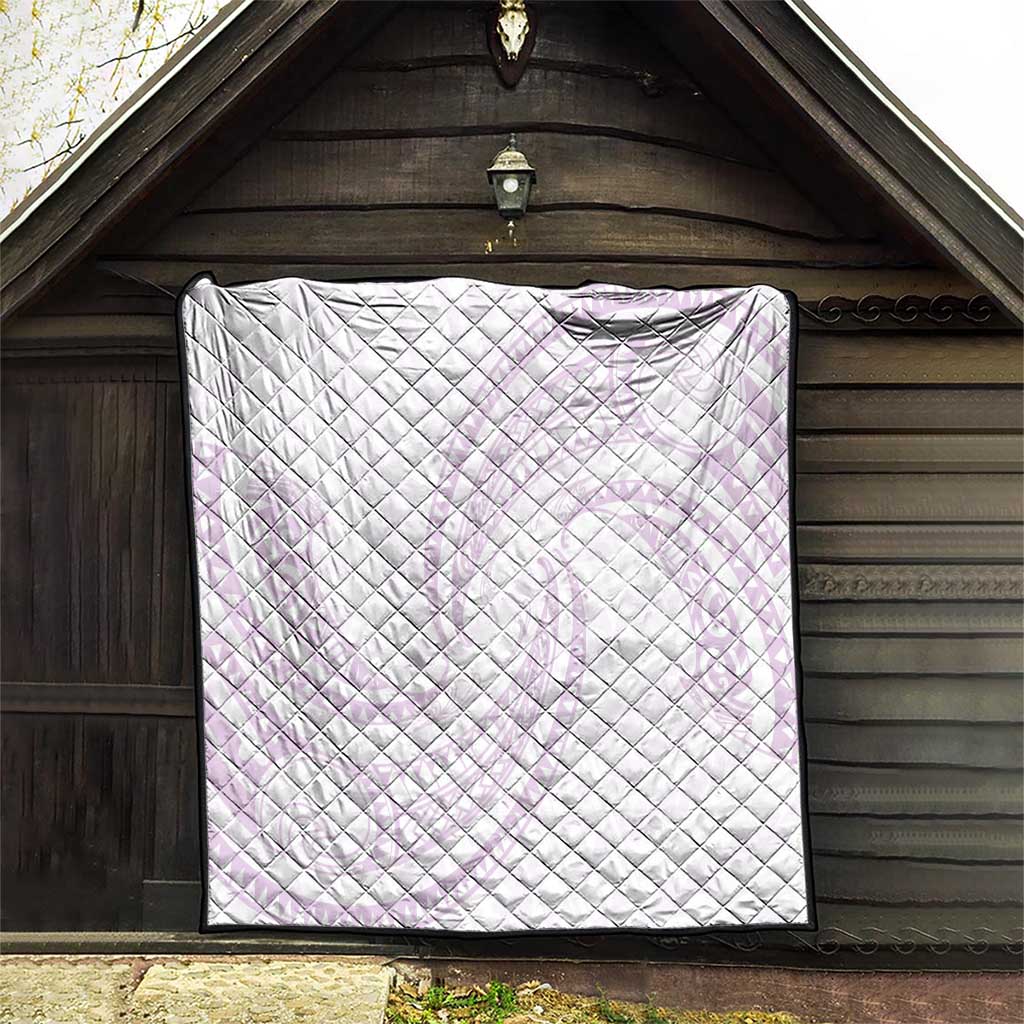 White Sunday Lotu Tamaiti Quilt Polynesian Wave Pastel Mauve - Polynesian Pride