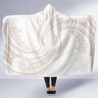 White Sunday Lotu Tamaiti Hooded Blanket Polynesian Wave Pastel Nude - Polynesian Pride