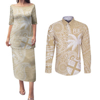Custom Indo Fijians Couples Matching Puletasi and Long Sleeve Button Shirt Fiji ke Hindustani Polyneisan Paisley Beige Style