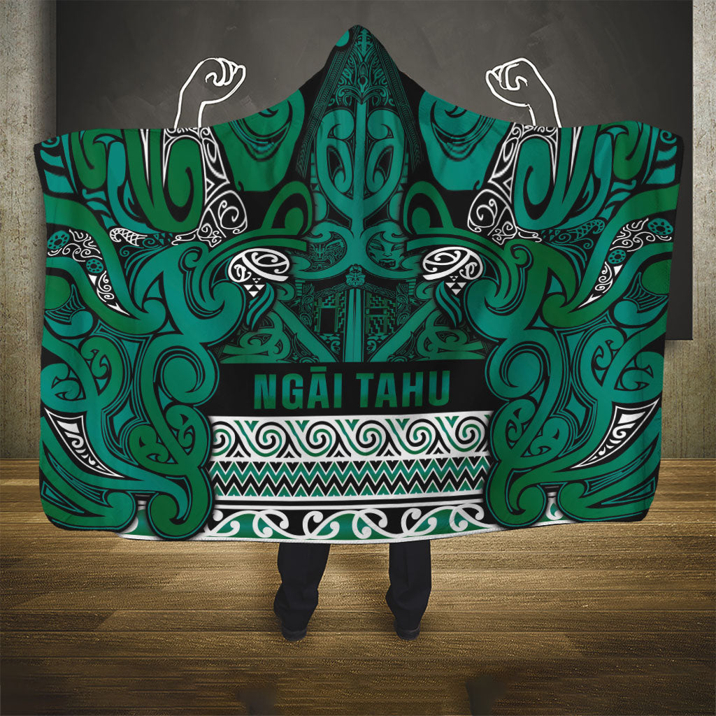 Aotearoa Iwi Ngai Tahu Hooded Blanket Maori Wharenui House Tribal Pattern LT9 - Polynesian Pride