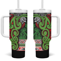 Aotearoa Iwi Ngati Maru Hauraki Tumbler With Handle Maori Wharenui House Tribal Pattern LT9 One Size: 40 oz Green Red - Polynesian Pride