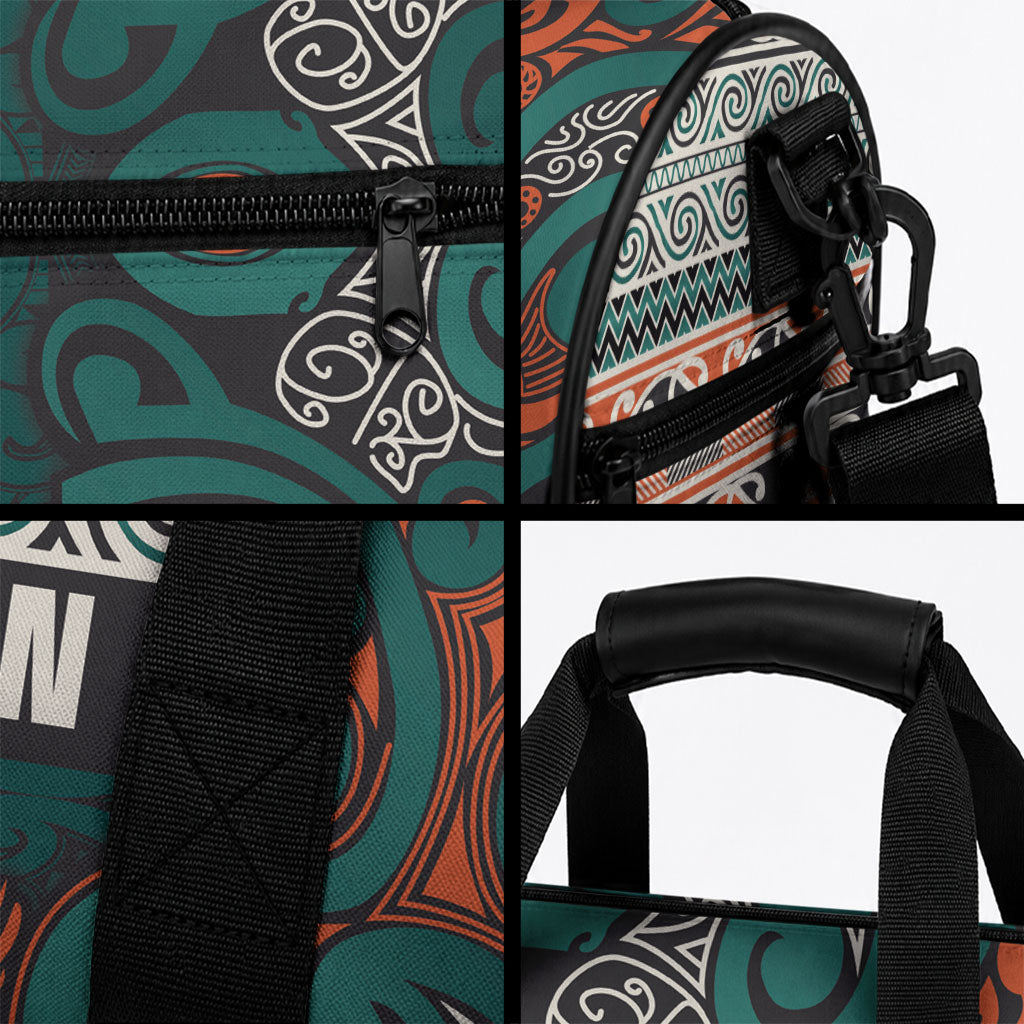 Aotearoa Iwi Ngāti Maru Taranaki Duffle Bag Maori Wharenui House Tribal Pattern