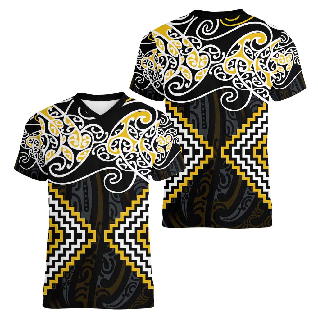 Gold Aotearoa Tukutuku Manawa Tapu Women V-Neck T-Shirt Ta Moko Toi Maori LT9 - Polynesian Pride