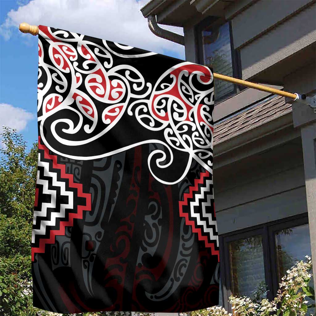 Red Aotearoa Tukutuku Manawa Tapu Garden Flag Ta Moko Toi Maori