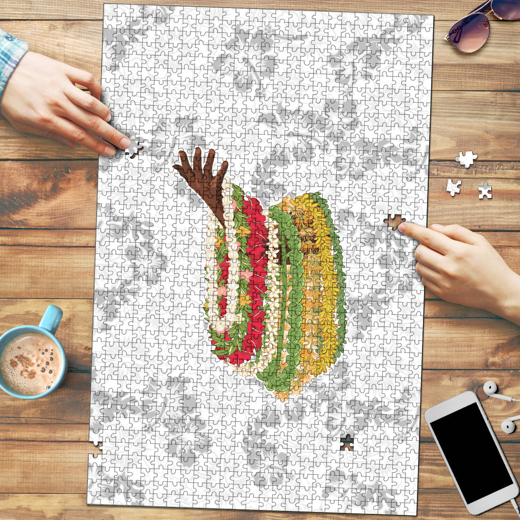 Hawaii Lei Kamehameha Puzzle Ke'oke'o Seamless Pattern Hibiscus Flower