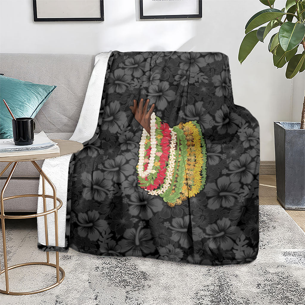Hawaii Lei Kamehameha Blanket Ele'ele Seamless Pattern Hibiscus Flower LT9 - Polynesian Pride