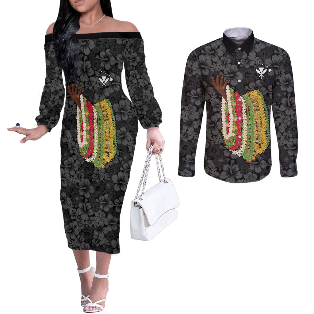 Hawaii Lei Kamehameha Couples Matching Off The Shoulder Long Sleeve Dress and Long Sleeve Button Shirt Ele'ele Seamless Pattern Hibiscus Flower LT9 Black - Polynesian Pride