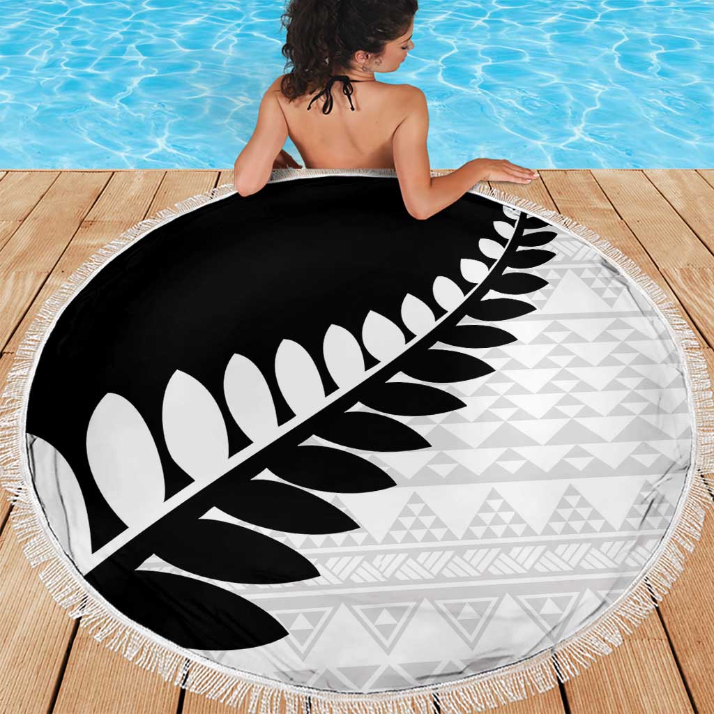 New Zealand Silver Fern Niho Taniwha Beach Blanket