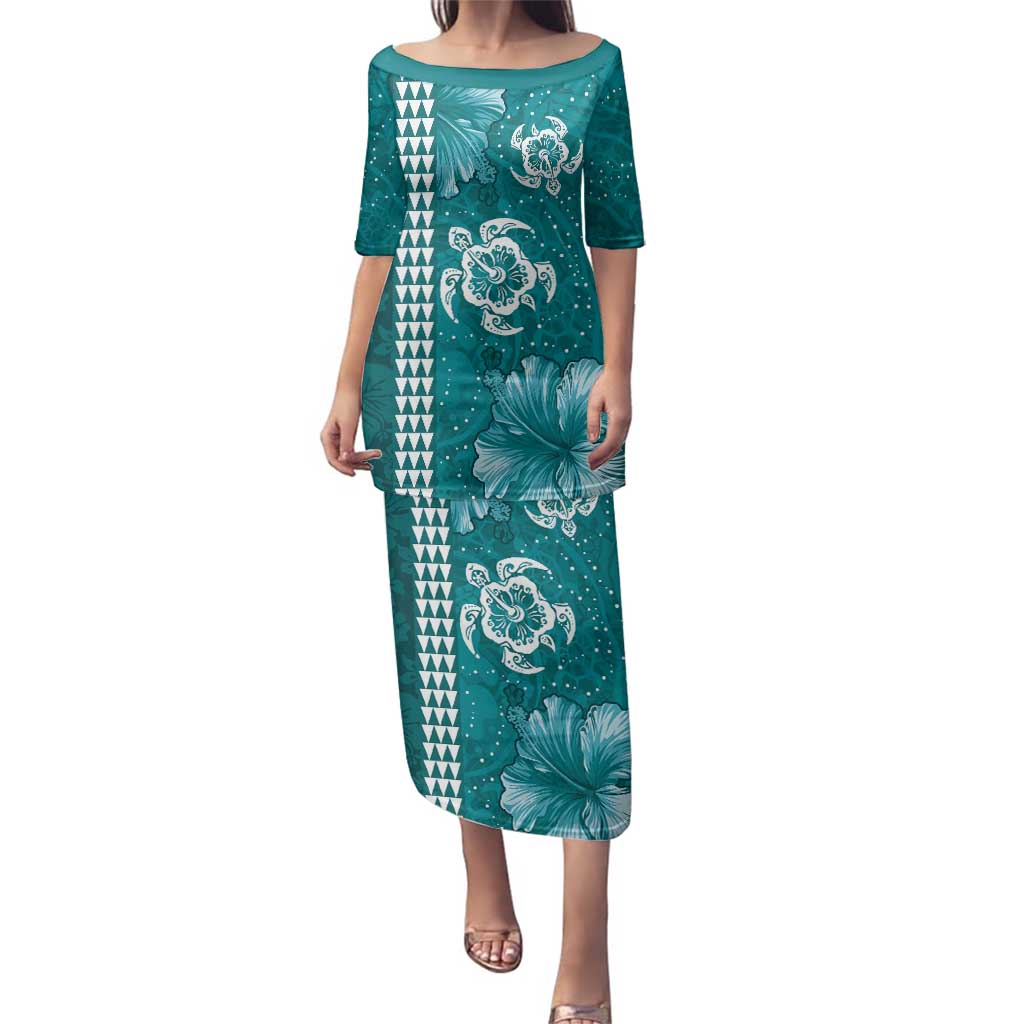 Teal Hibiscus Turle Family Matching Puletasi and Hawaiian Shirt Hawaiian Style Tribal Tapa Pattern LT9 Mom's Dress Teal - Polynesian Pride