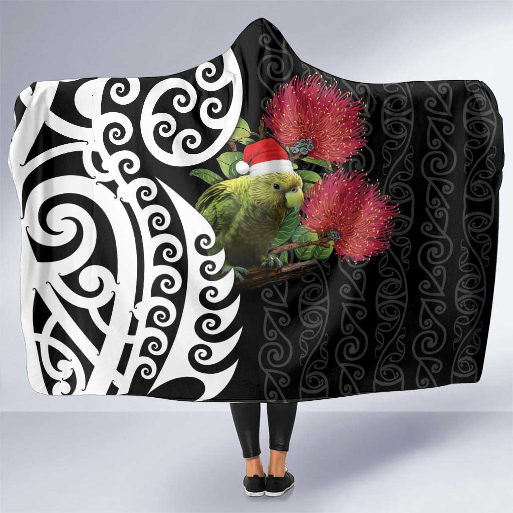 New Zealand Kakapo Christmas Hooded Blanket Meri Kirihimete Pohutukawa Flowers