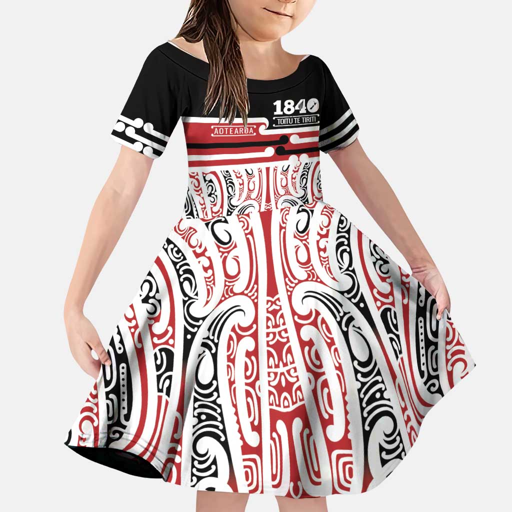 Personalised Toitu Te Tiriti Aotearoa 1840 Family Matching Off Shoulder Maxi Dress and Hawaiian Shirt Red Kowhaiwhai Puhoro LT9 Daughter's Dress Black - Polynesian Pride