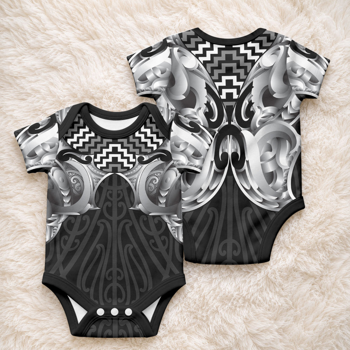 Aotearoa Kowhaiwhai Poutama Black Motif Baby Onesie LT9 - Polynesian Pride
