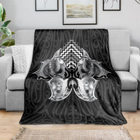 Aotearoa Kowhaiwhai Poutama Black Motif Blanket
