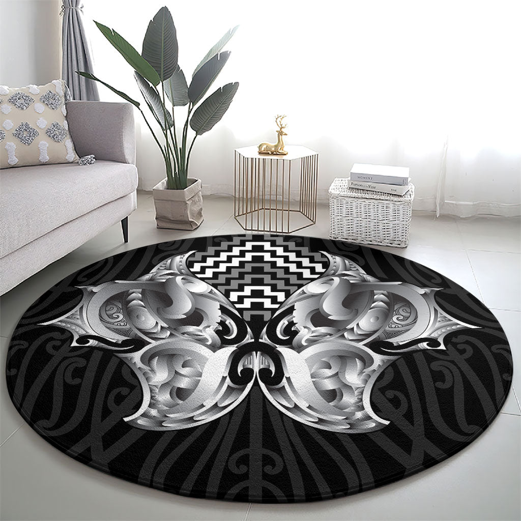 Aotearoa Kowhaiwhai Poutama Black Motif Round Carpet
