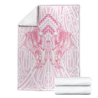 Aotearoa Kowhaiwhai Poutama Pink Motif Blanket