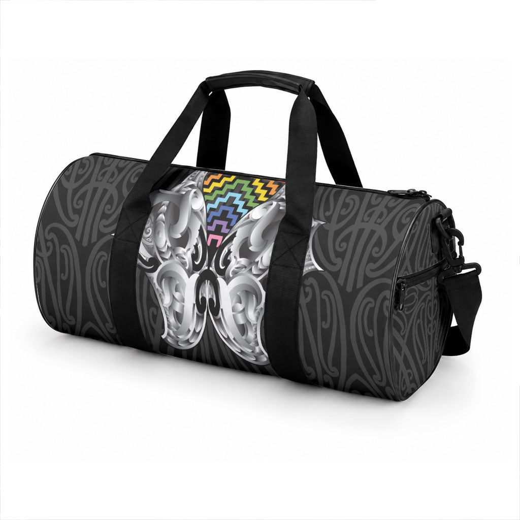 Aotearoa Kowhaiwhai Poutama Rainbow Motif Duffle Bag