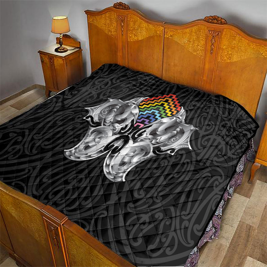 Aotearoa Kowhaiwhai Poutama Rainbow Motif Quilt