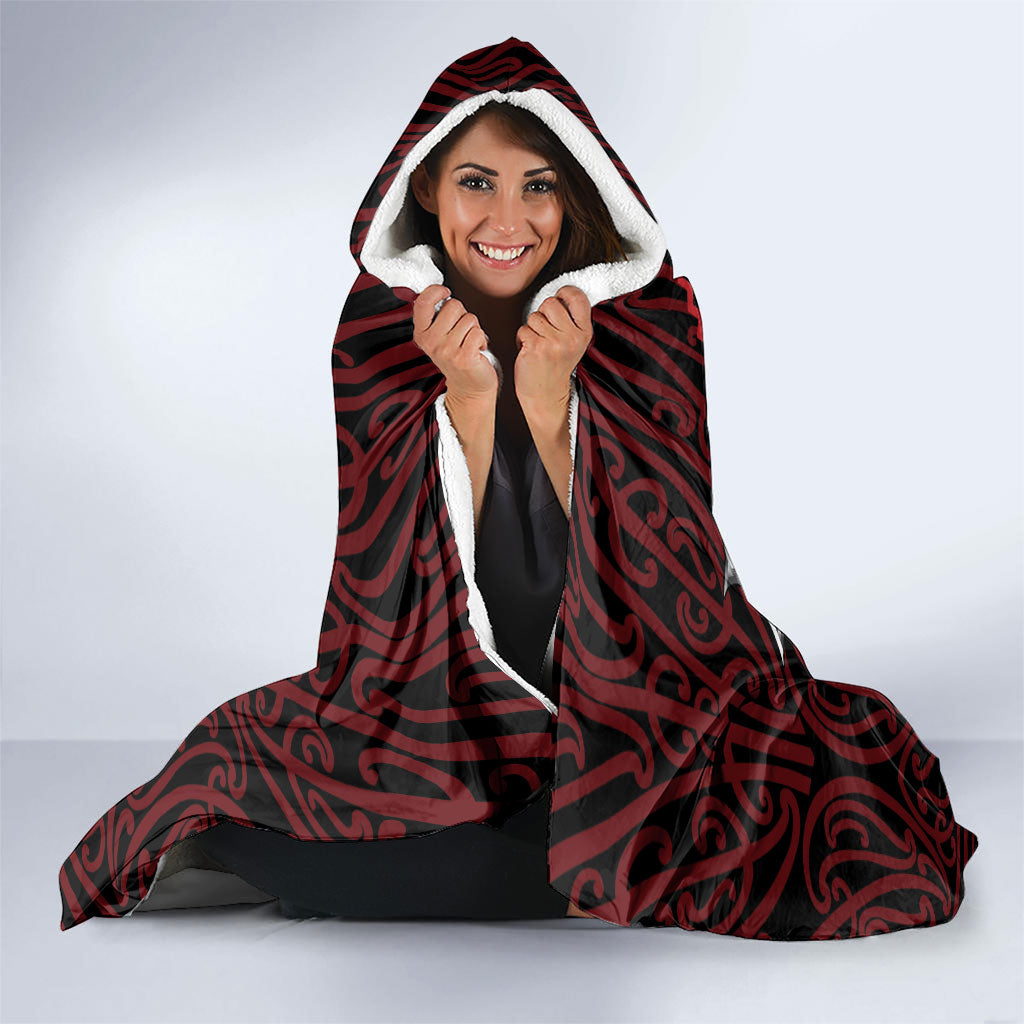 Aotearoa Kowhaiwhai Poutama Red Motif Hooded Blanket