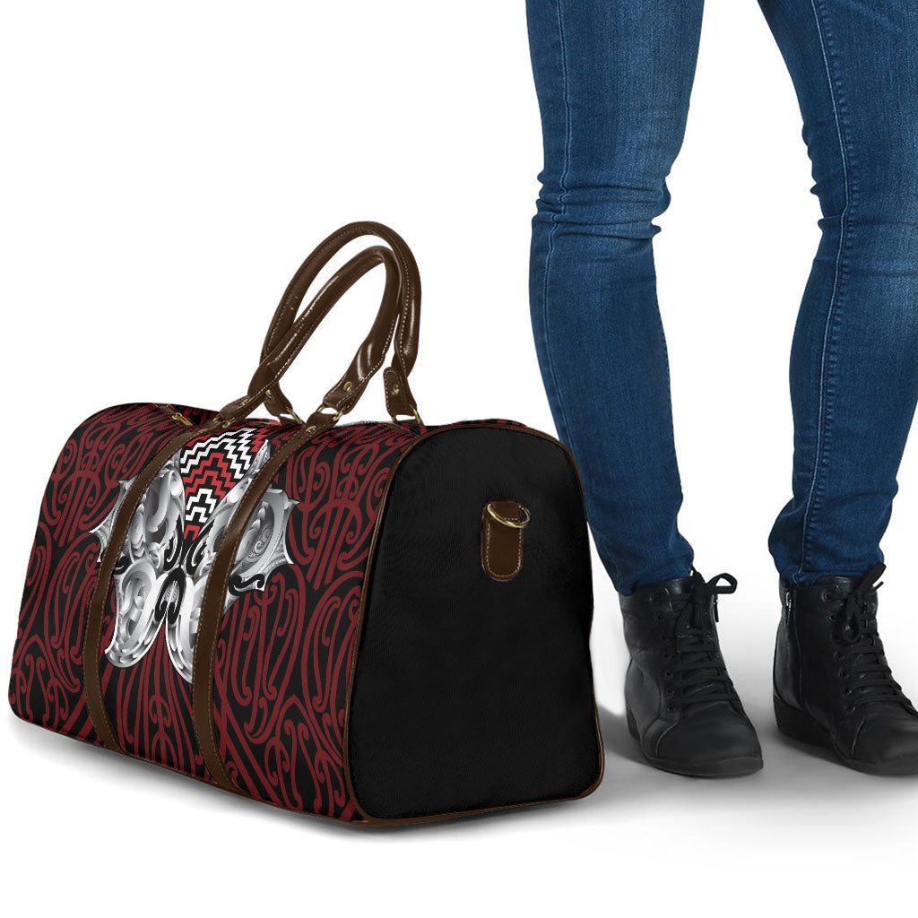 Aotearoa Kowhaiwhai Poutama Red Motif Travel Bag