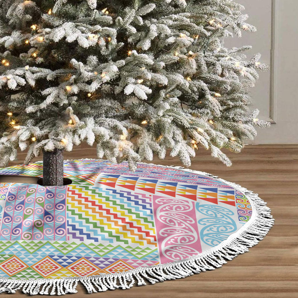 Aotearoa Kowhaiwhai Taniko Patchwork Rainbow Motifs Tree Skirt