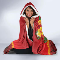 Hawaii Ku Kia'i Mauna Hooded Blanket Hibiscus Kakau Pattern
