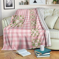 Akala Hamele Hawai'i Palaka Squares Maile Leaf Blanket Flowers Hawaiian Quilt Patterns
