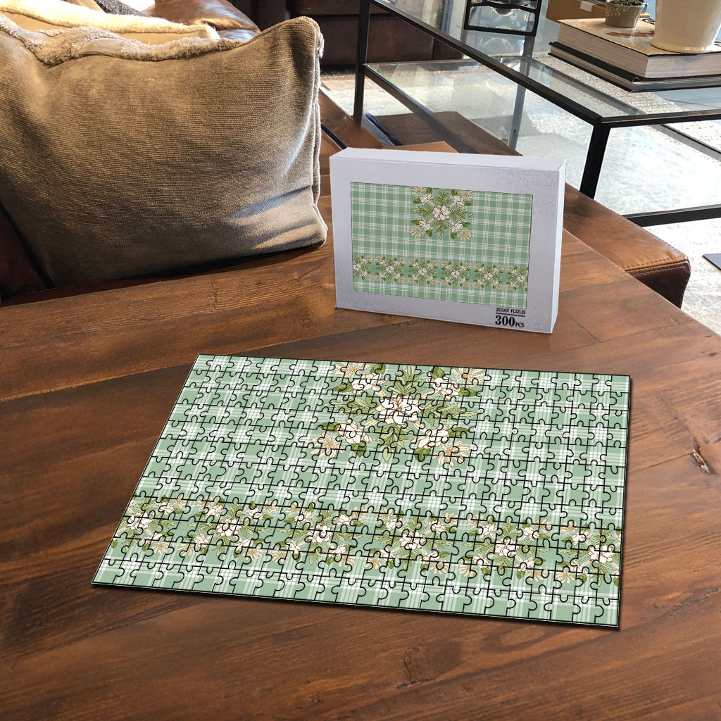 Liko Kukui Hawai'i Palaka Squares Maile Leaf Puzzle Flowers Hawaiian Quilt Patterns