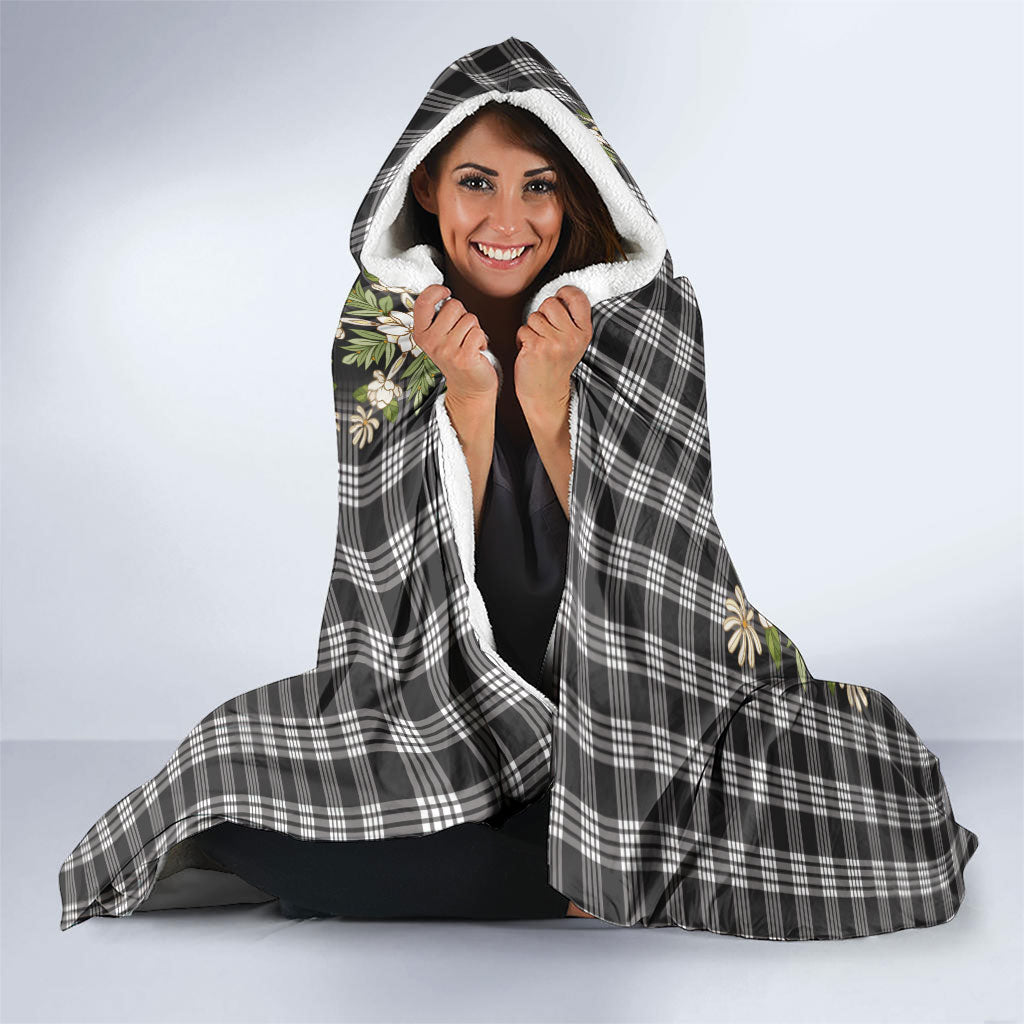 Pauli Hawai'i Palaka Squares Maile Leaf Hooded Blanket Flowers Hawaiian Quilt Patterns