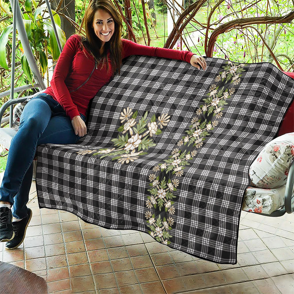 Pauli Hawai'i Palaka Squares Maile Leaf Quilt Flowers Hawaiian Quilt Patterns