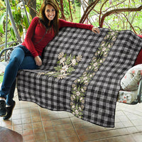Pauli Hawai'i Palaka Squares Maile Leaf Quilt Flowers Hawaiian Quilt Patterns
