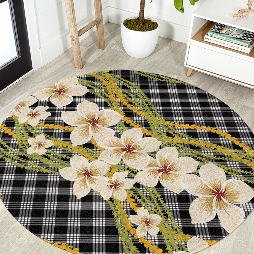 Ele'ele Hawai'i Palaka Plumeria Round Carpet Puakenikeni and Maile Lei