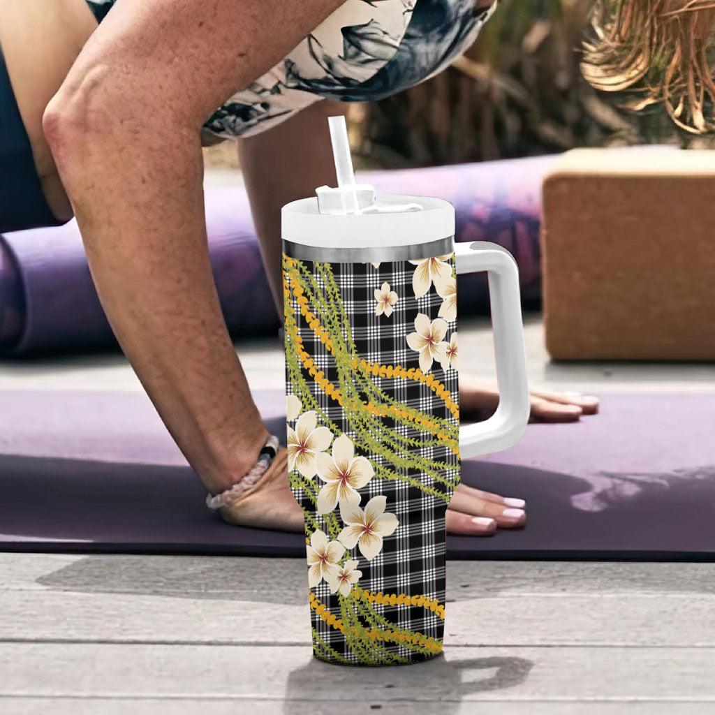 Ele'ele Hawai'i Palaka Plumeria Tumbler With Handle Puakenikeni and Maile Lei