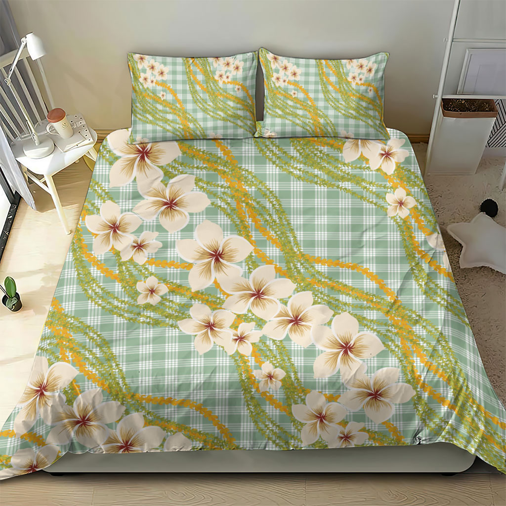 Liko Kukui Hawai'i Palaka Plumeria Bedding Set Puakenikeni and Maile Lei