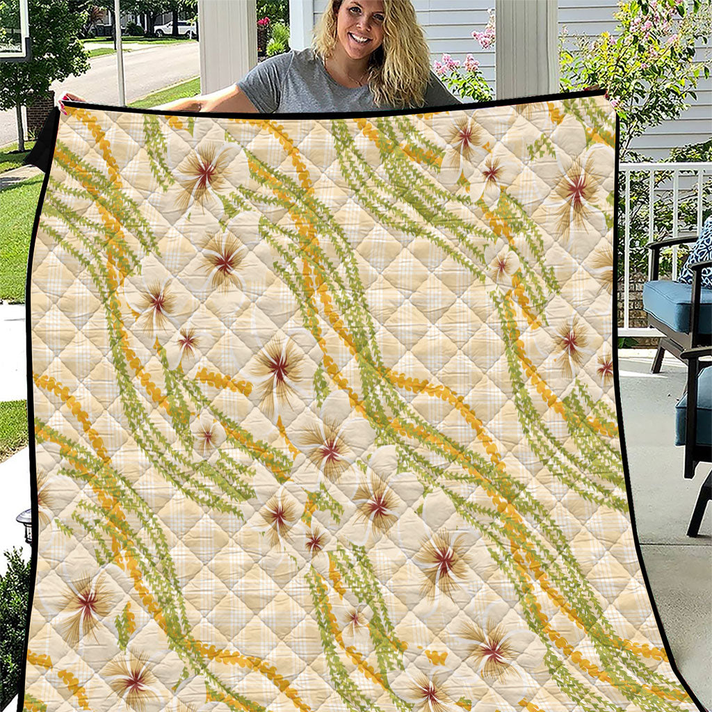 Melemele Ahiahia Hawai'i Palaka Plumeria Quilt Puakenikeni and Maile Lei