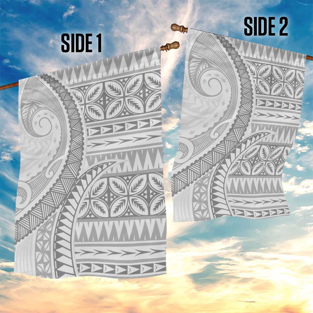 Polynesian White Sunday Garden Flag Lotu Tamaiti Melanesian Pattern - Polynesian Pride