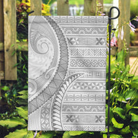 Tokelau White Sunday Garden Flag Lotu Tamaiti Ngatu Tokelau Feletoa Manulua - Polynesian Pride