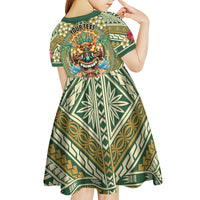Hawaii Tiki Mask Personalized Kid Short Sleeve Dress Mele Kalikimaka i Iulai!