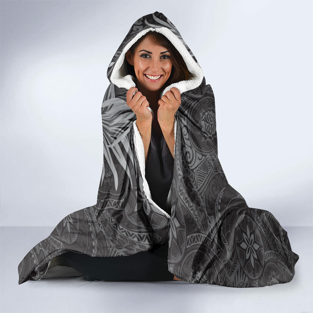 Pauli Hawai'i Hibiscus Hooded Blanket Polynesian Tribal Tattoo Pattern Floral Elements