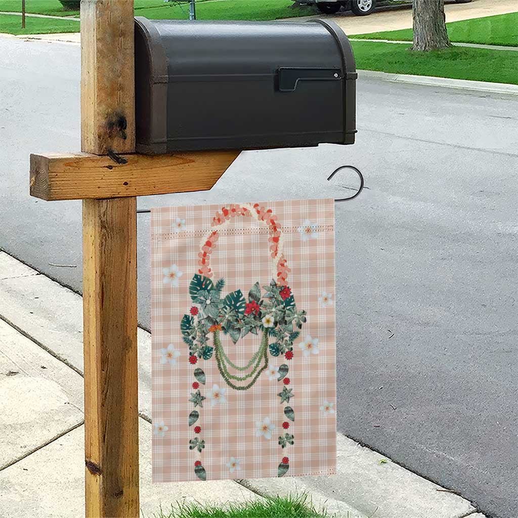 Peach Hawaiian Palaka Garden Flag Kukui Nut Money Lei - Polynesian Pride