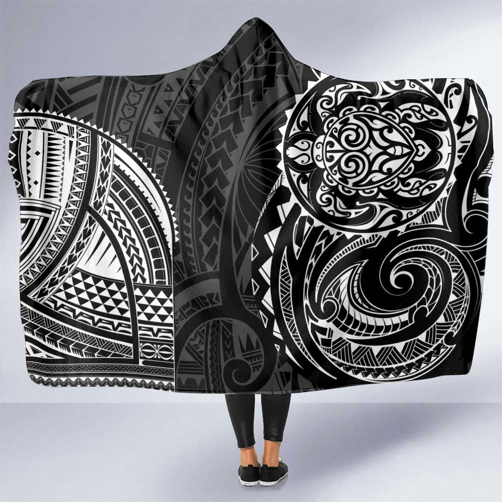Polynesian Turtle Tribal Tattoo Hooded Blanket Black Style