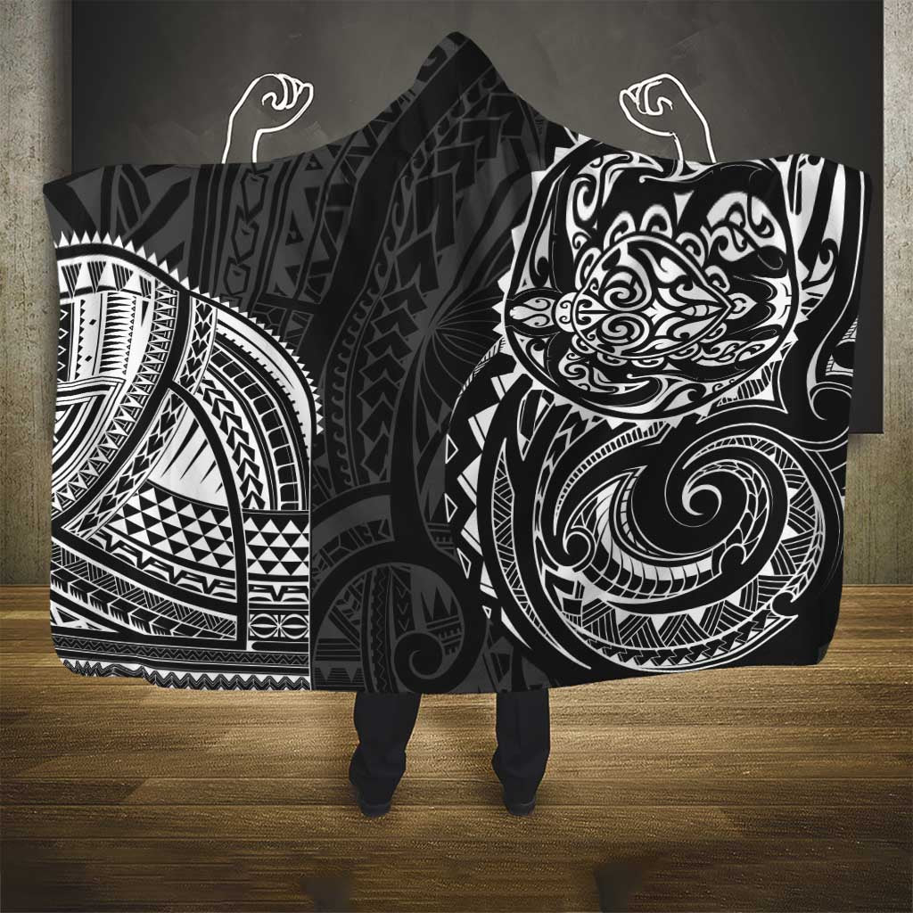 Polynesian Turtle Tribal Tattoo Hooded Blanket Black Style