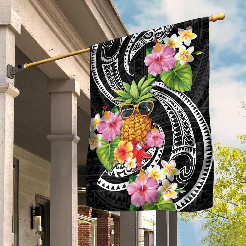 Hau'oli Makahiki Hou Garden Flag Aloha Pineapple Tropical Vibe