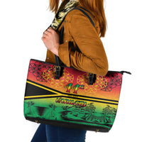 Hapi 44th Indipendens Dei Vanuatu Leather Tote Bag Yumi 1980 with Vanuatuan Beach Landscape LT9 Reggae - Polynesian Pride