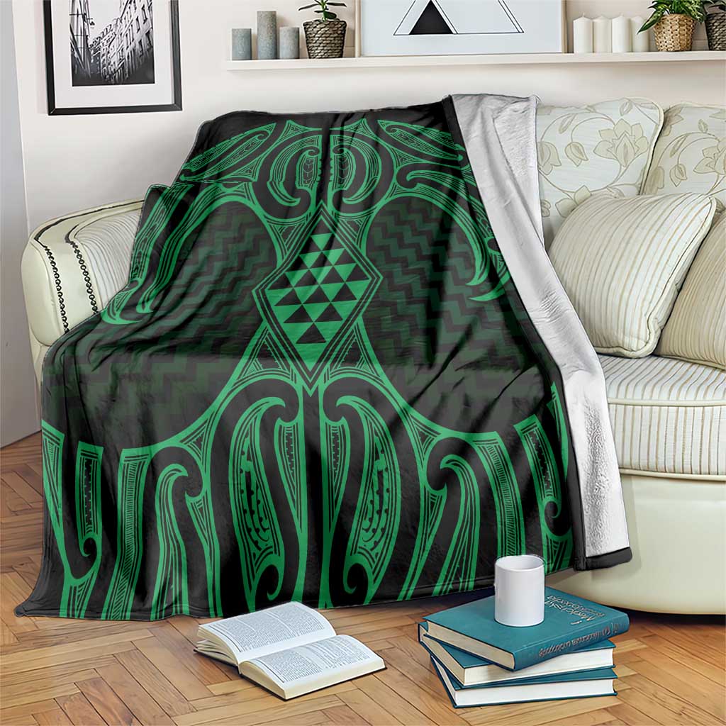 Kakariki Maori Ta Moko Poutama Art Blanket