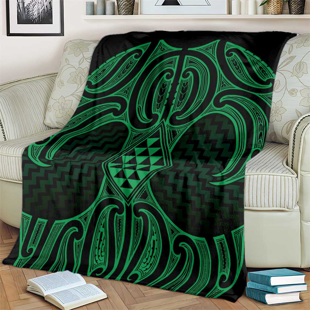 Kakariki Maori Ta Moko Poutama Art Blanket