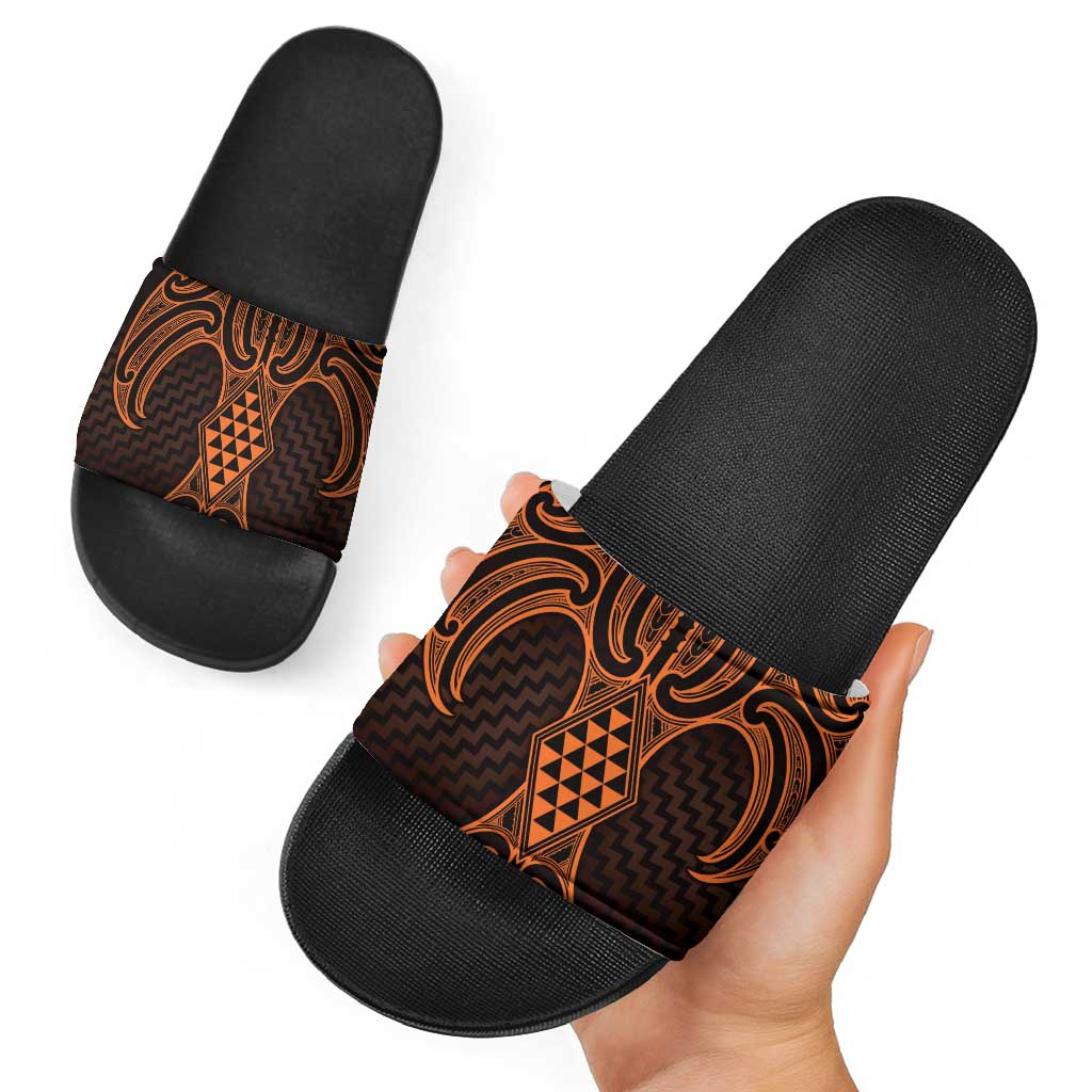 Karaka Maori Ta Moko Poutama Art Slide Sandals LT9 - Polynesian Pride