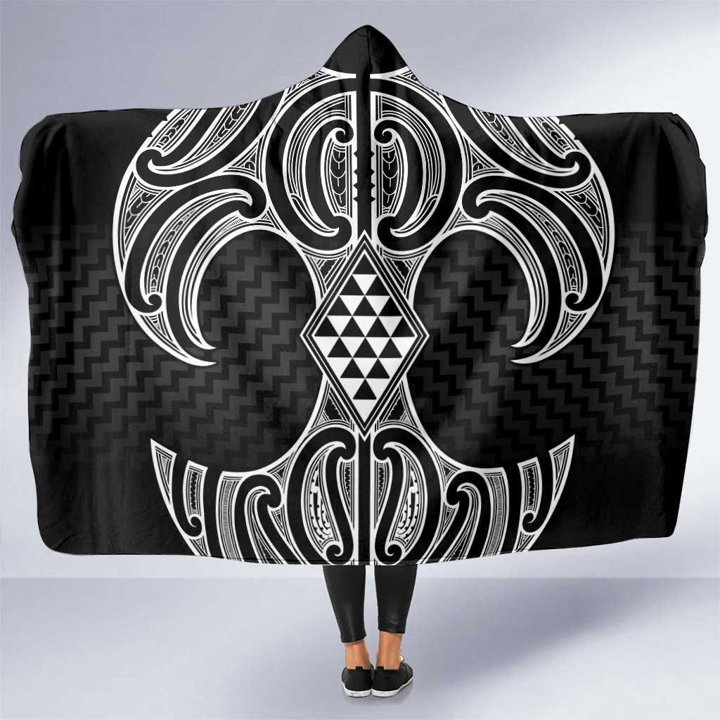 Ma Maori Ta Moko Poutama Art Hooded Blanket