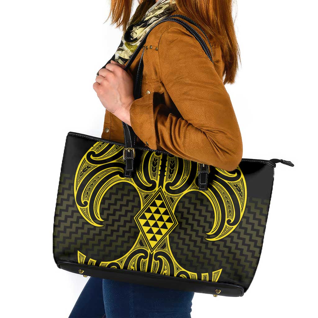 Mahi-dawg Maori Ta Moko Poutama Art Leather Tote Bag
